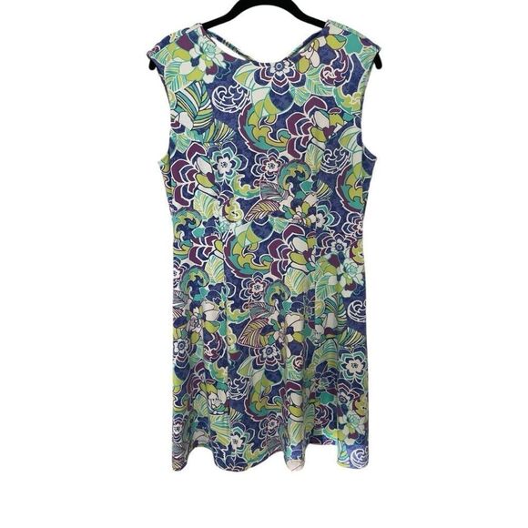 Title Nine Active Steadfast Dress Size Medium floral criss cross back Colorful - Picture 1 of 5